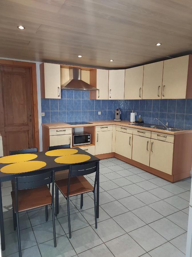 Appartement Rdc Plein Centre Avec Terrasse Visé Eksteriør bilde