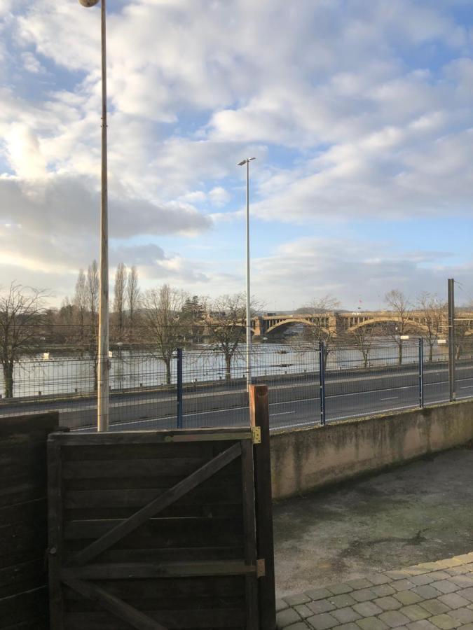 Appartement Rdc Plein Centre Avec Terrasse Visé Eksteriør bilde